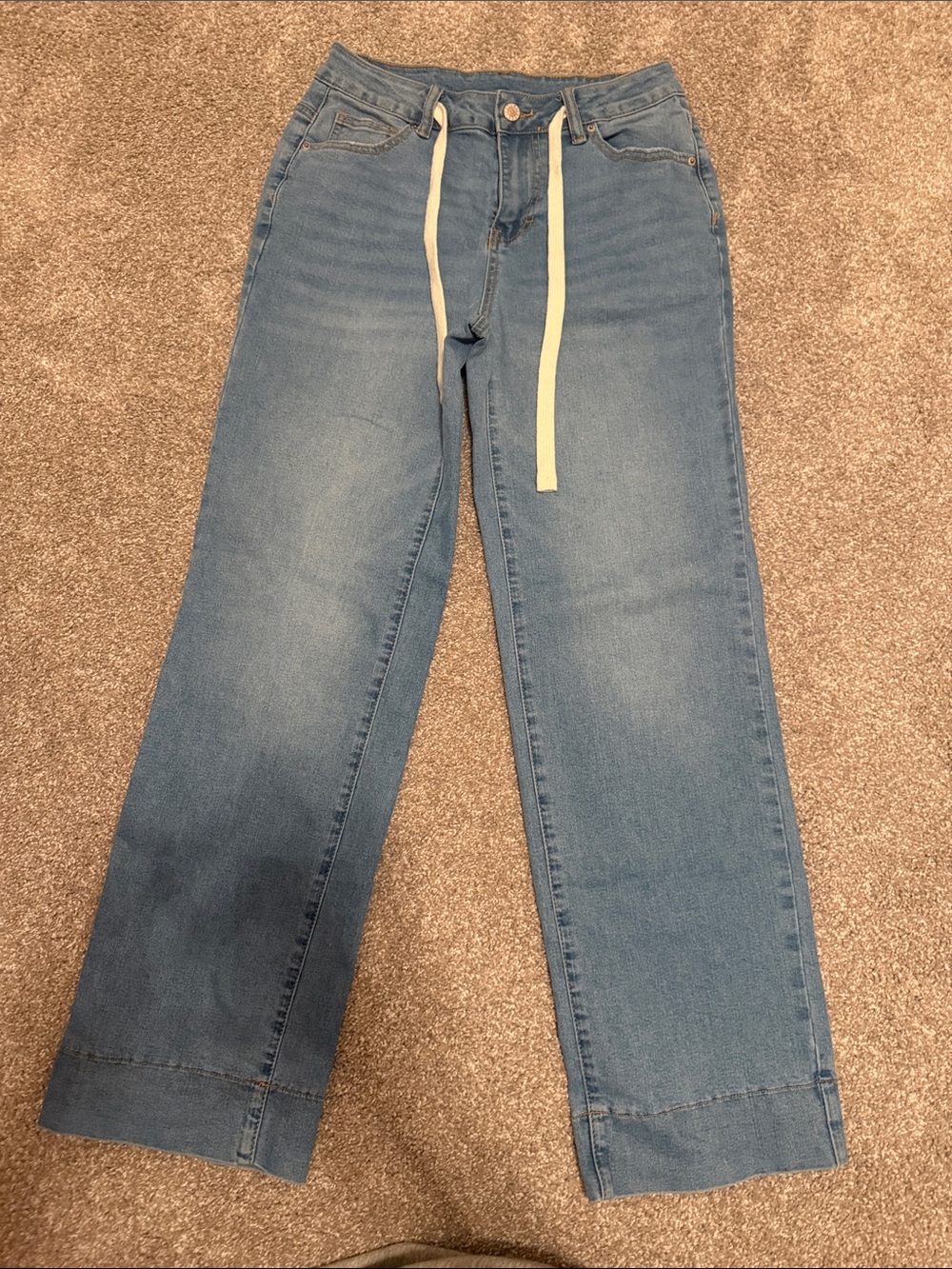 Light Blue Women's Wide-Leg Jeans with Drawstring